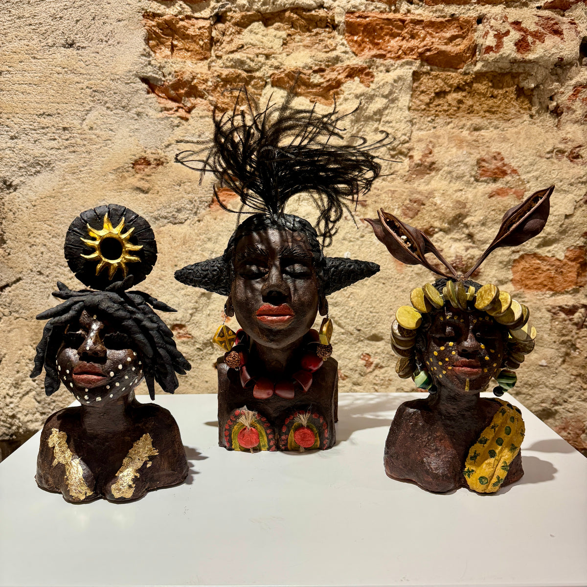 Little African Lady 2 - Keramiek Kunst Sculptuur - klein