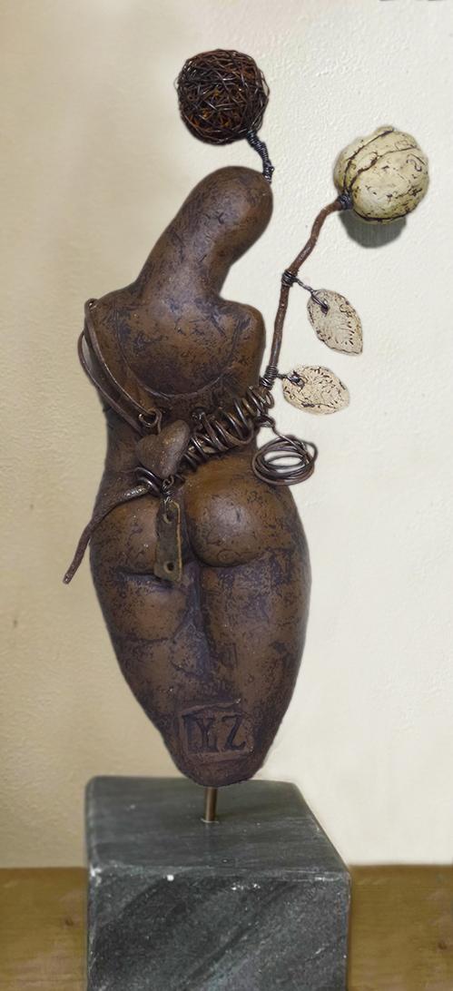 Female Torso met RANONKEL