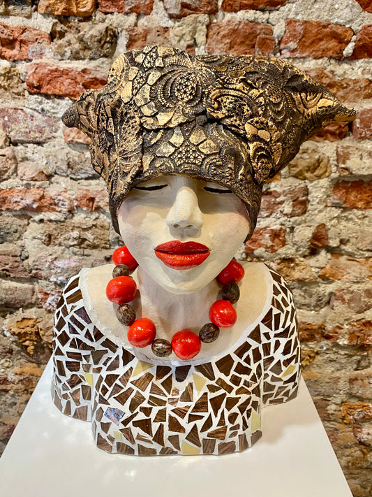 Lady in Bronze - Keramiek Kunst Sculptuur - Groot