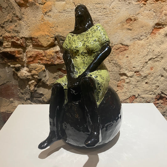 Lopke - Zwart met glazuur en koudglazuur zwart- groen gemêleerd - Medium