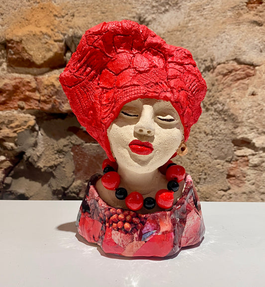 Lady in Red - Keramiek Kunst Sculptuur