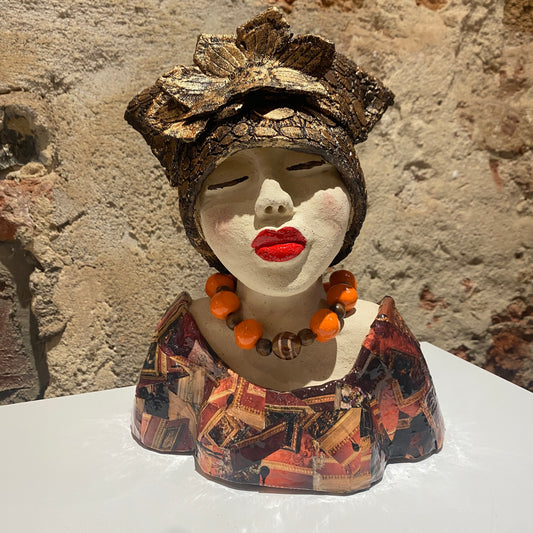 Lady in Bronze - Keramiek Kunst Sculptuur - medium