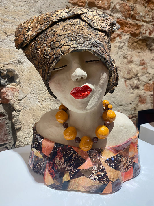 Lady in Bronze - Keramiek Kunst Sculptuur - Groot