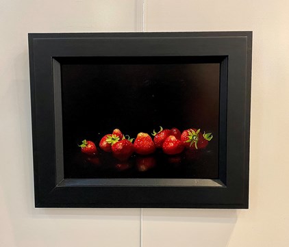 Loes Geominy - Strawberries (44 x -17 cm) - €850
